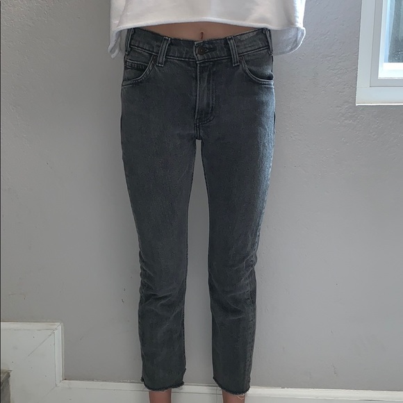 Grey Levi’s - Picture 4 of 8